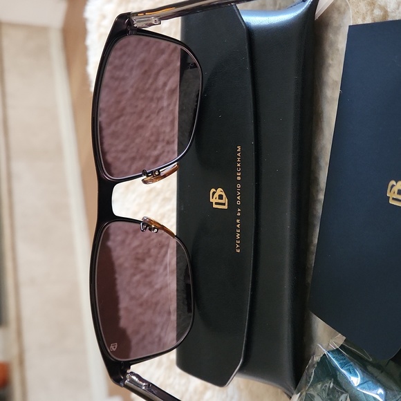NWT Men's David Beckham Sunglasses 😎 - Picture 7 of 15